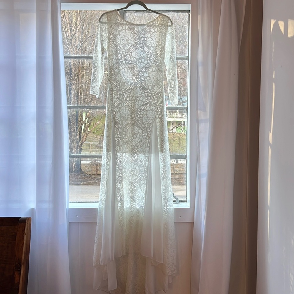 Boho, no brand, Lace 3/4 sleeve wedding dress with low cut out back & short slip
